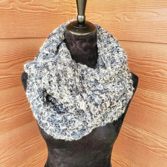 collectioneighteen Black Boho Metallic Knit Crocheted Neck Warmer Scarf Like New - Picture 3 of 15